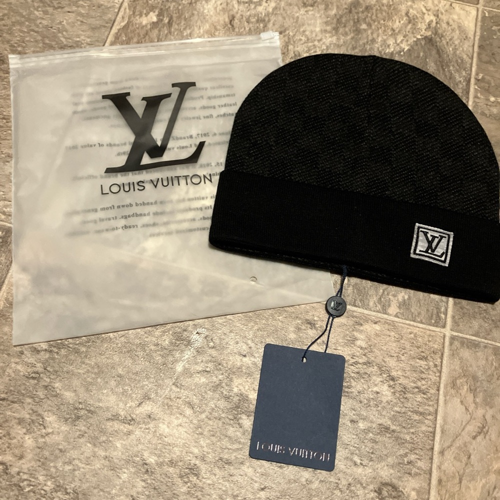 Louis Vuitton Black & Dark Gray Men's Knit Beanie